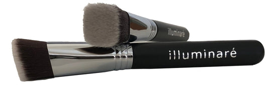 Illuminare Foundation Brush